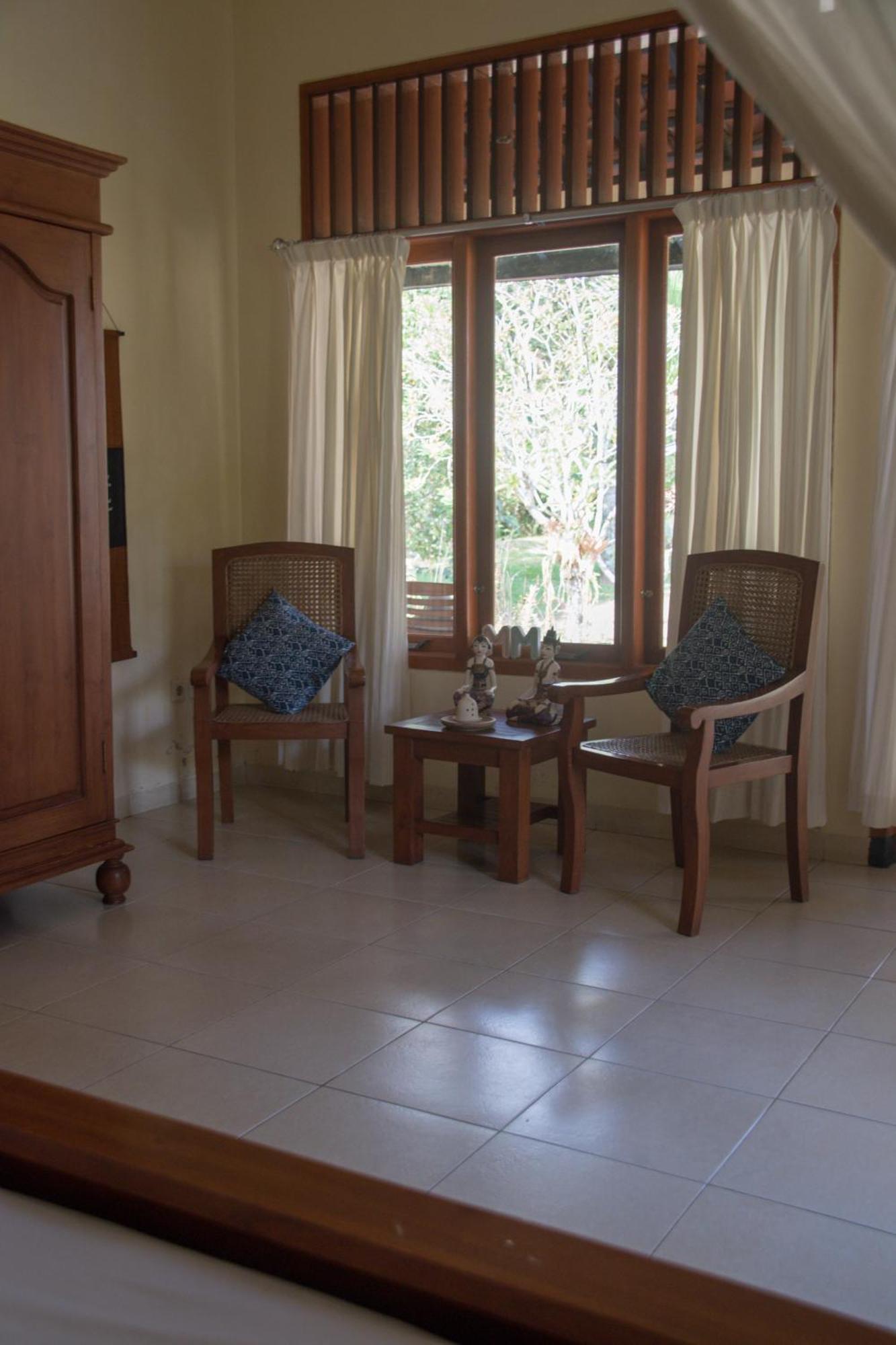 Guesthouse Rumah Senang Kalibaru Luaran gambar