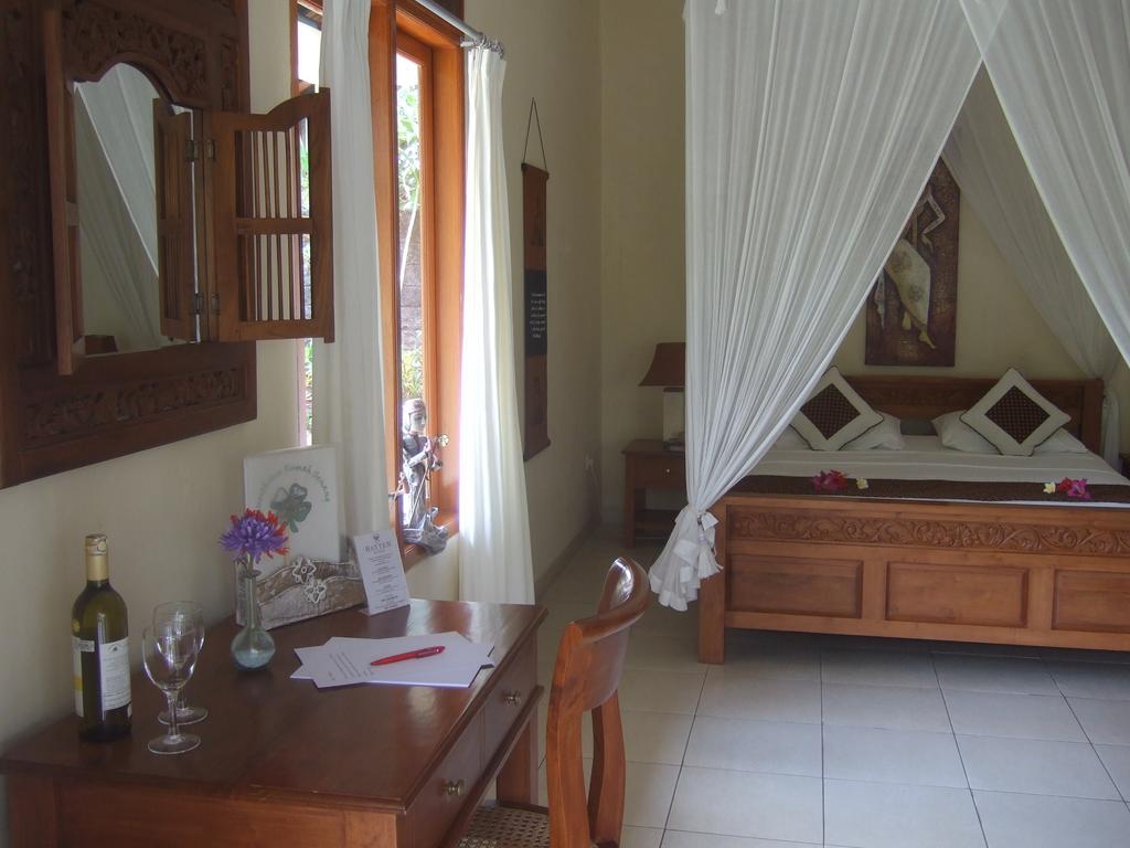 Guesthouse Rumah Senang Kalibaru Luaran gambar