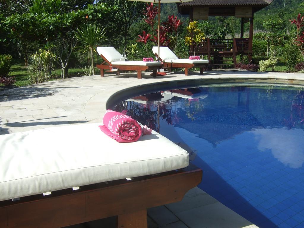 Guesthouse Rumah Senang Kalibaru Luaran gambar