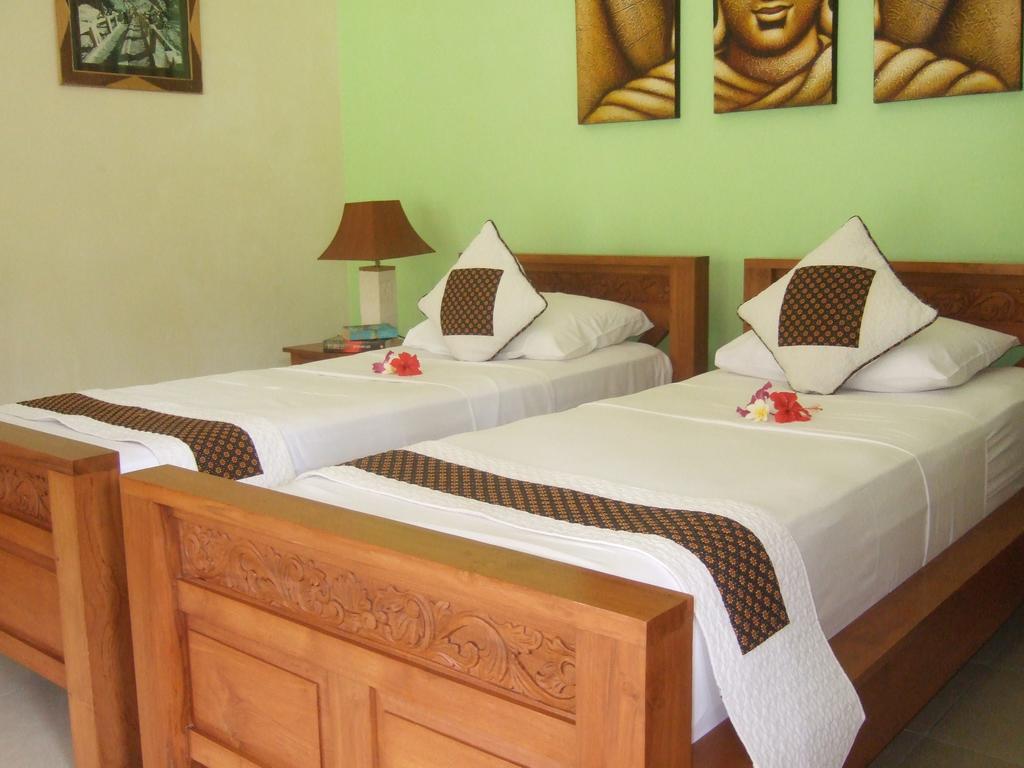 Guesthouse Rumah Senang Kalibaru Luaran gambar
