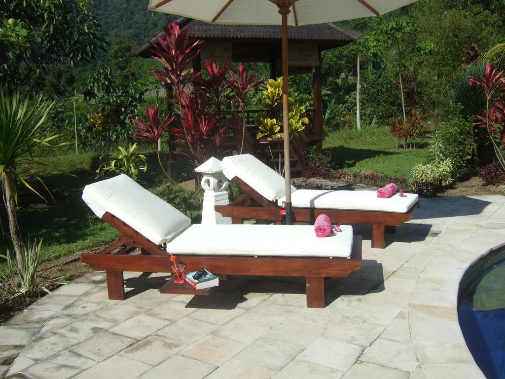 Guesthouse Rumah Senang Kalibaru Luaran gambar