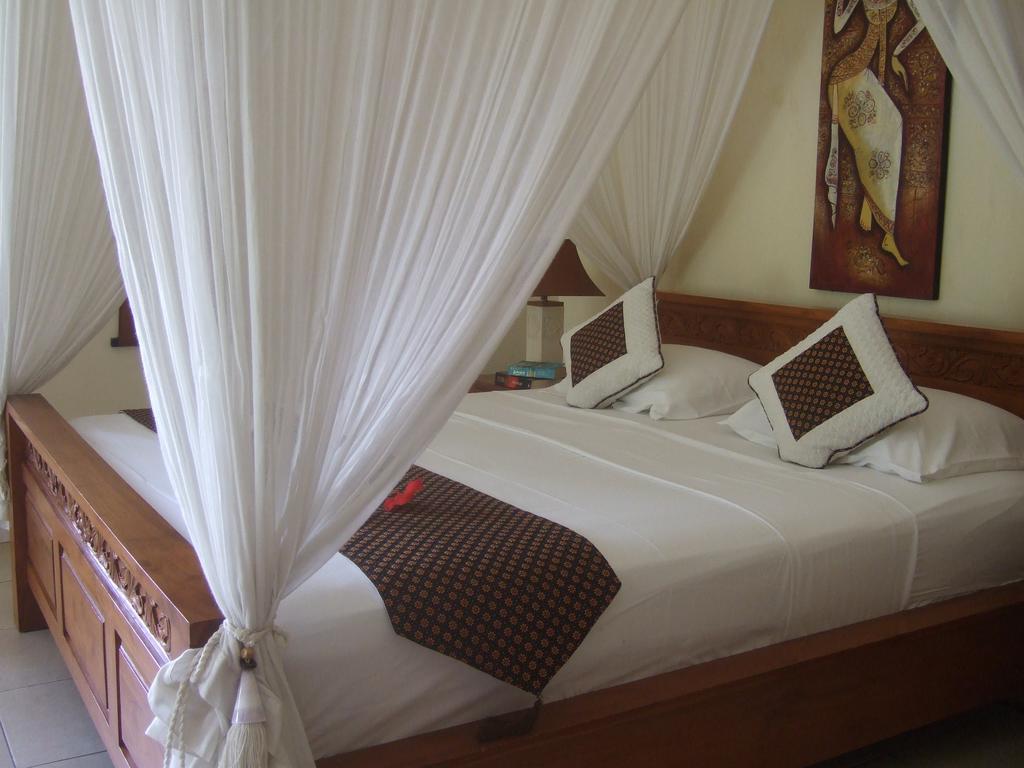 Guesthouse Rumah Senang Kalibaru Luaran gambar
